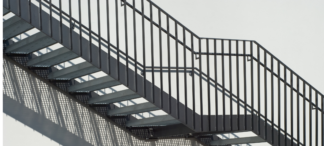 Treppen aus Metall: Welche Designs passen zu Ihrem Haus? Treppen