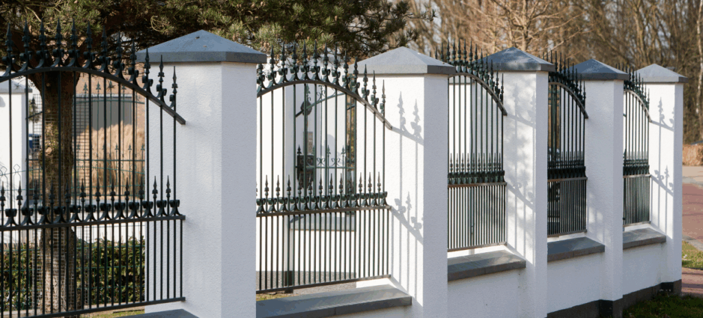Klassische Zaunmodelle für stilvolle Grundstücke Klassische Zaunmodelle