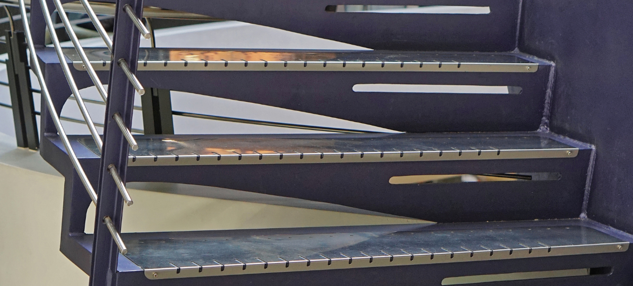 Treppen aus Metall: Welche Designs passen zu Ihrem Haus? Treppen aus Metall