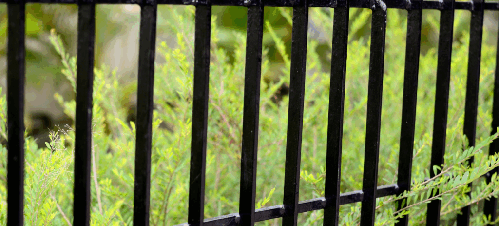 Gartenzäune aus Metall – Moderne Metall Gartenzäune, Preise und Kauf-Tipps metallzaune