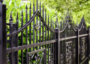 Ogrodzenie kute z metalu